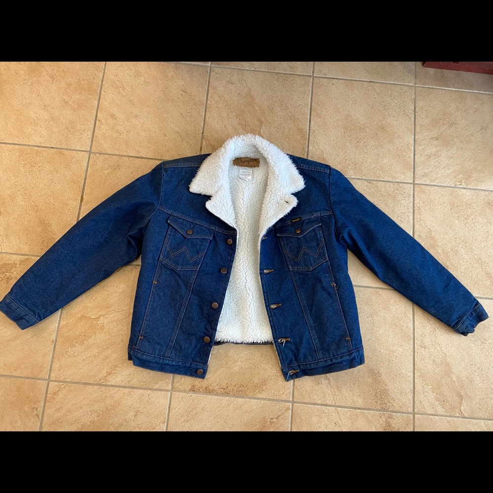 New Men’s Wrangler Sherpa lined denim jacket